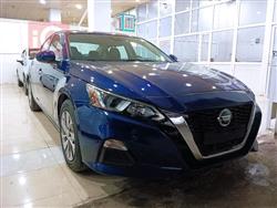 نيسان ألتيما